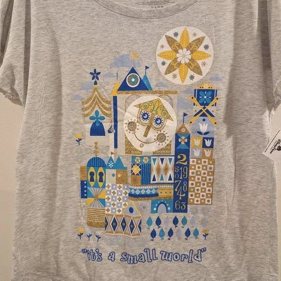 NWT Disney Parks It's a Small World Dolman Top, Size Medium - Picture 2 of 6